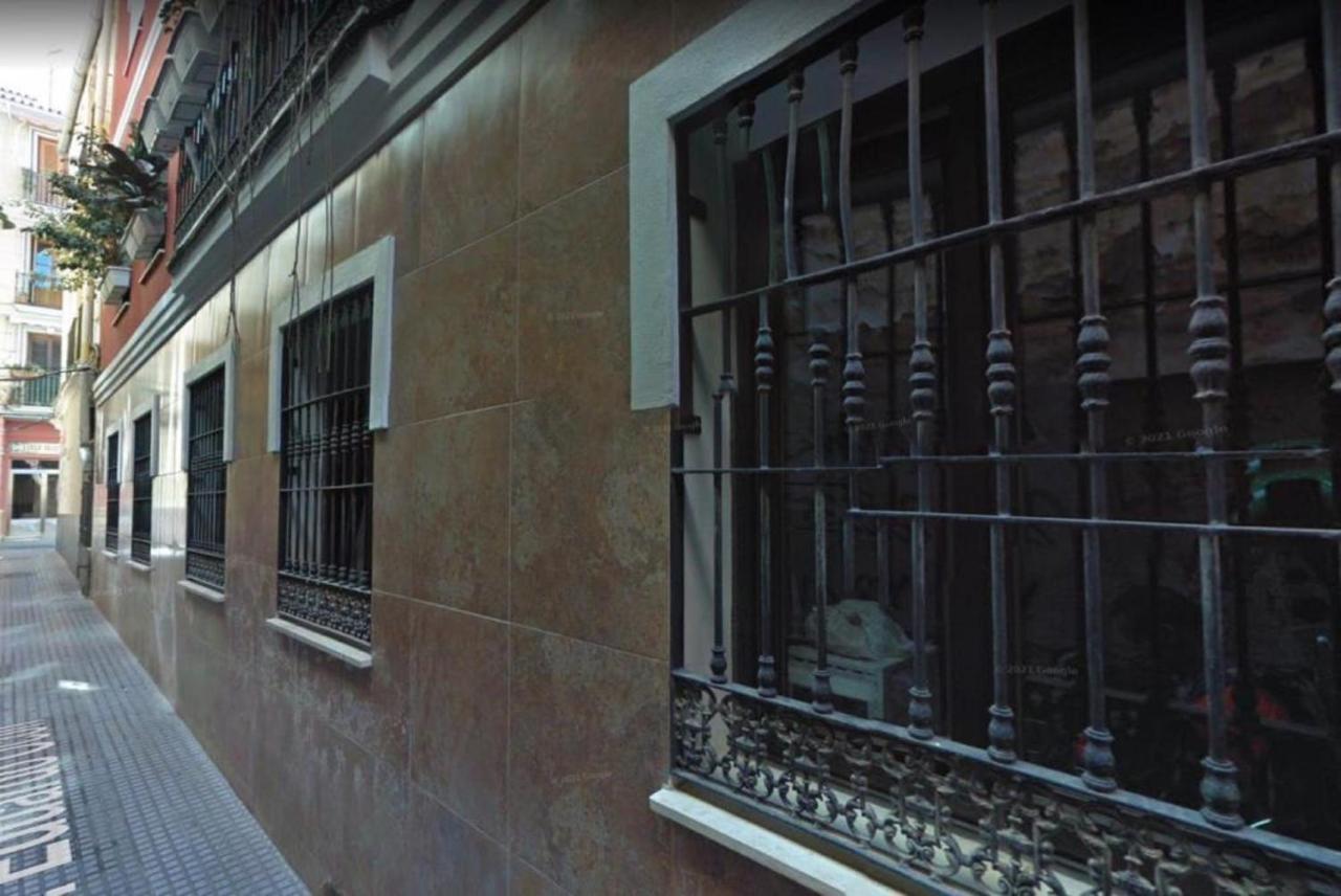Holidays2Malaga Eduardo Ocon Ground Floor Renovated Apartment In The City Center 外观 照片