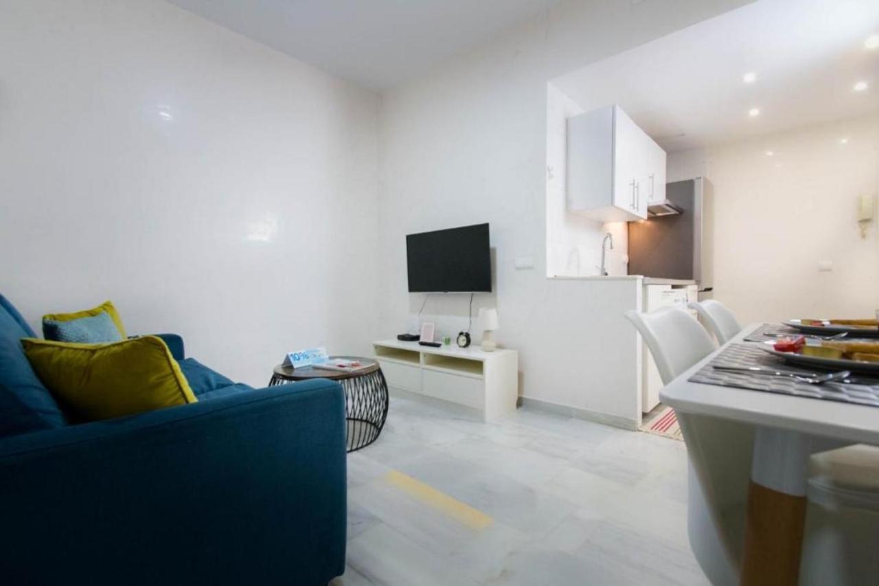 Holidays2Malaga Eduardo Ocon Ground Floor Renovated Apartment In The City Center 外观 照片
